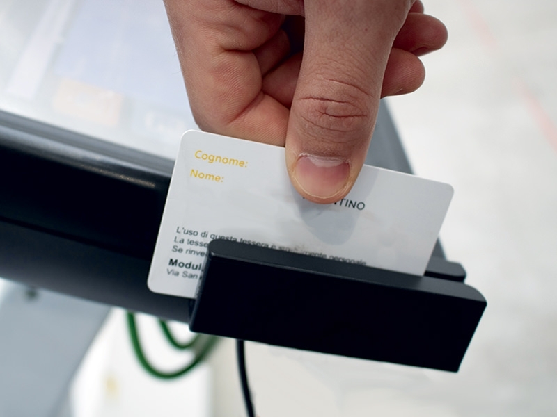 Magnetic Badge Reader