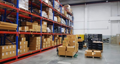Warehouse consolidation [benefits + automated solutions to streamline warehouse operations]